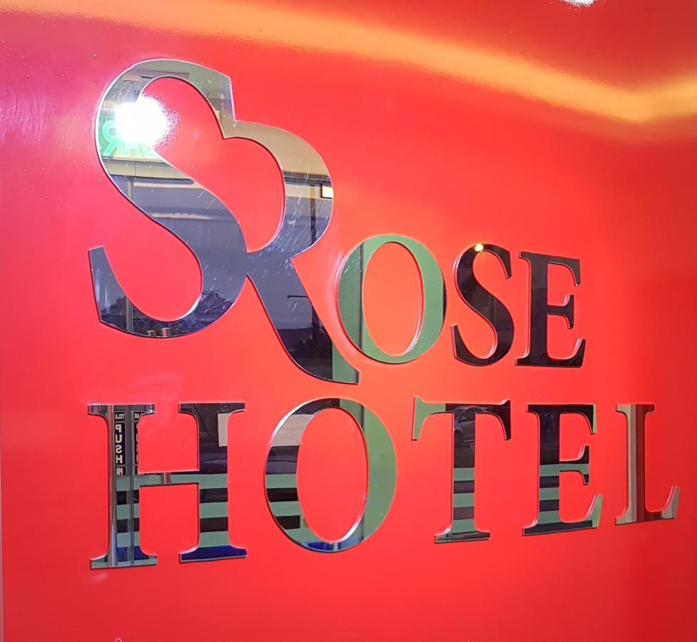 S Rose Hotel Sepang Eksteriør billede
