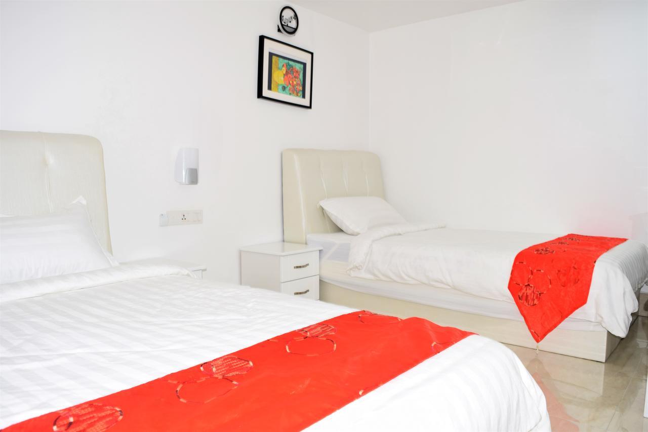 S Rose Hotel Sepang Eksteriør billede