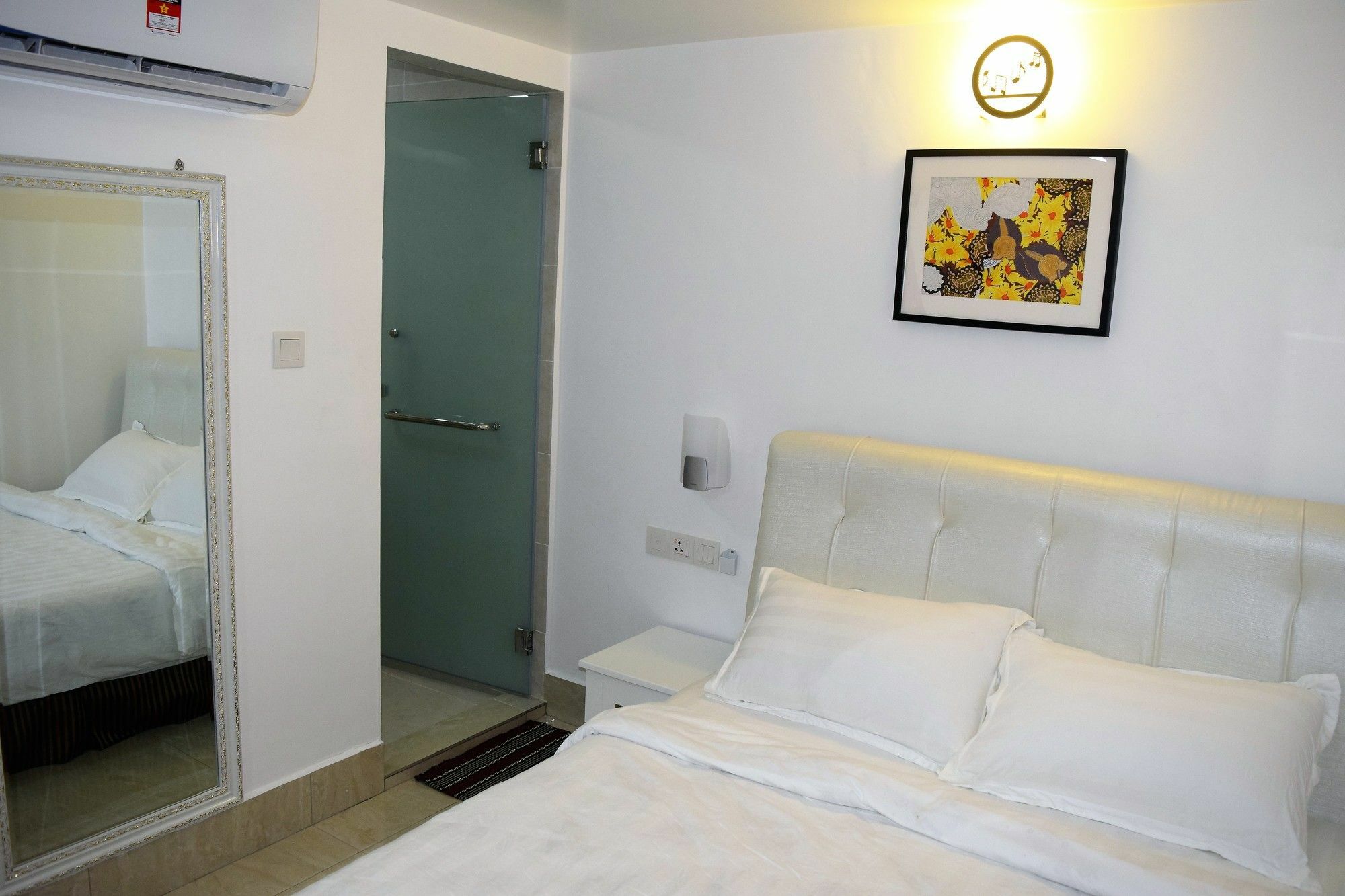 S Rose Hotel Sepang Eksteriør billede